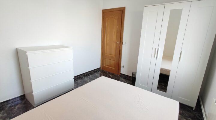 Piso en  Plaza  Cataluña floorplan 4